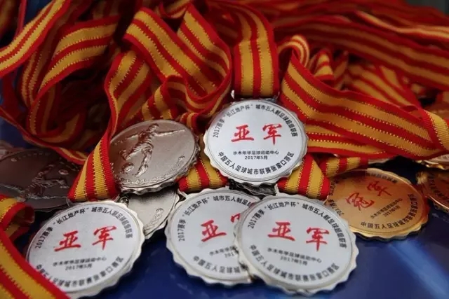 周琦：一个球队只需一位领袖，角色分工至关重要